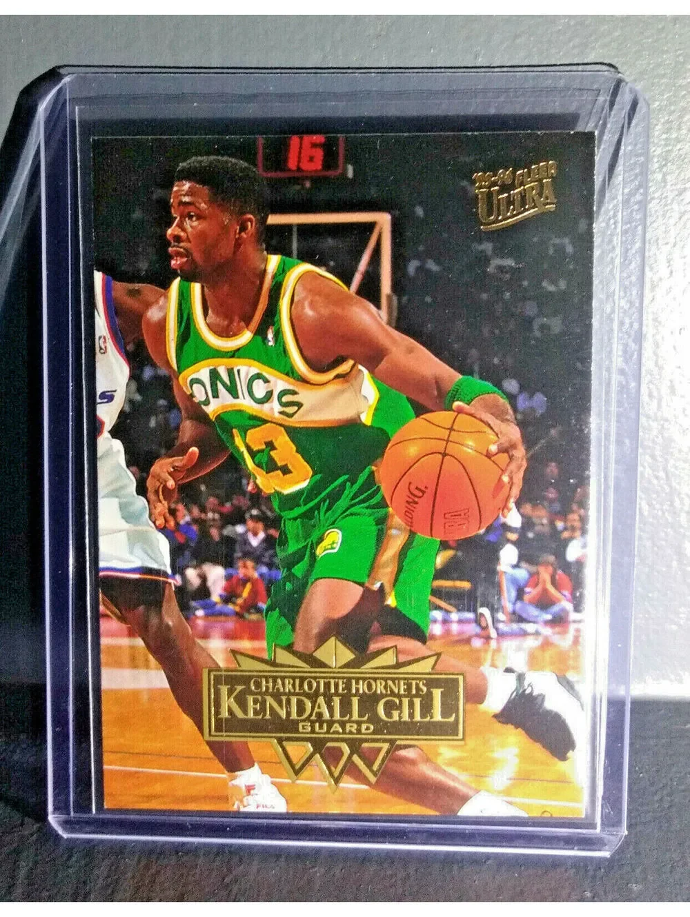 1995-96 Kendall Gill Fleer Ultra #20 Basketball Card